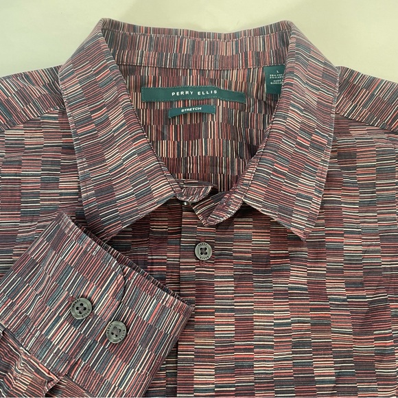 Perry Ellis Other - Perry Ellis Men’s Blue with Maroon Stretch Dress Shirt Button Up Large